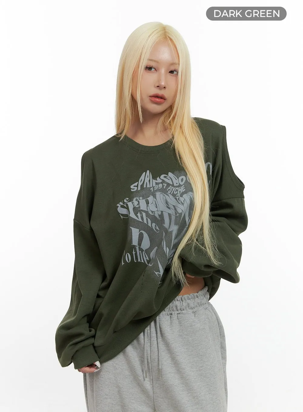 Comfy Graphic Print Sweatshirt CS426